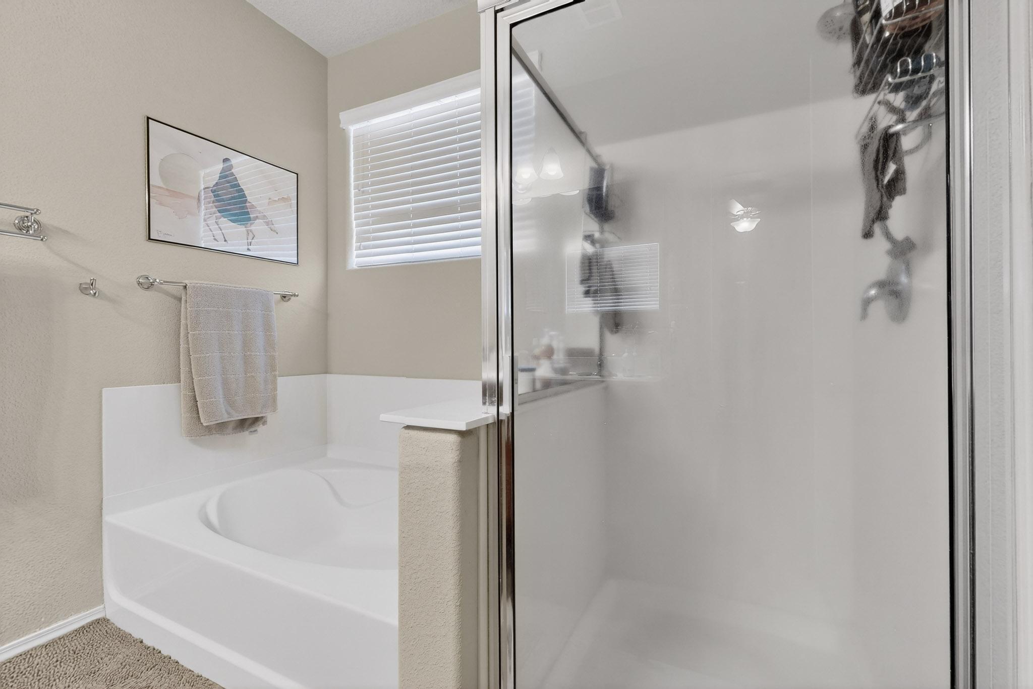 9415 Storm Cloud Avenue NW