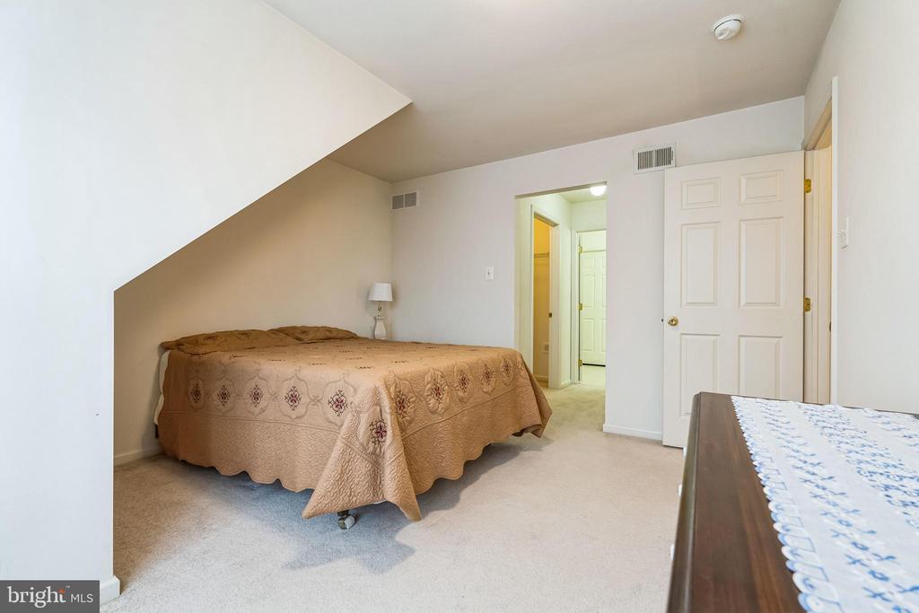 206 HARMONY COURT