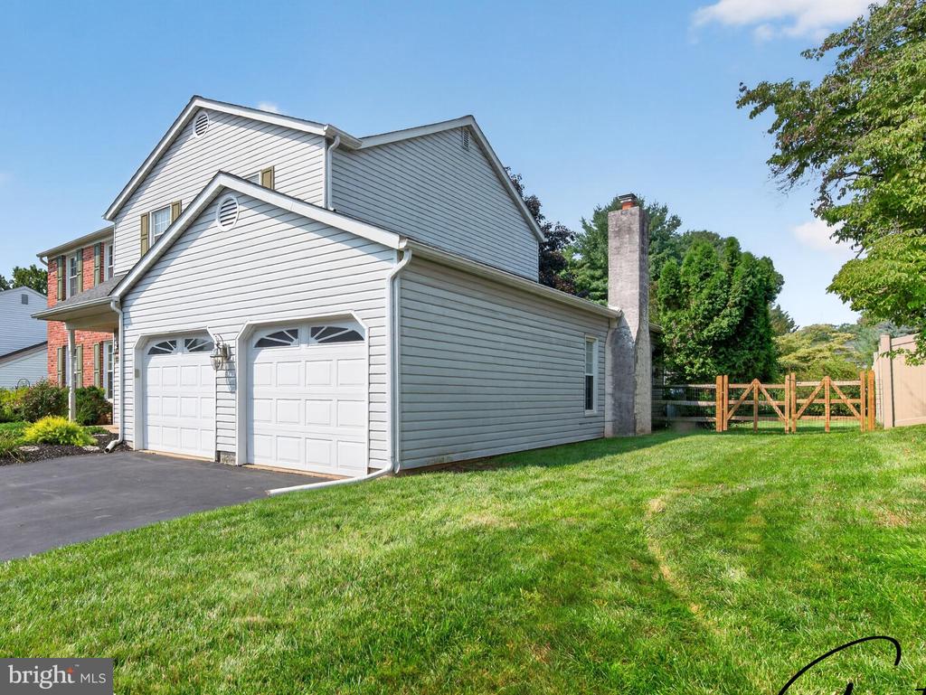 15 BLACK PINE ROAD