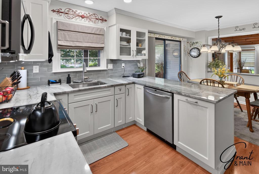 15 BLACK PINE ROAD