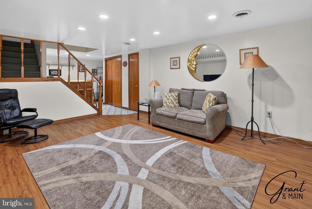 15 BLACK PINE ROAD
