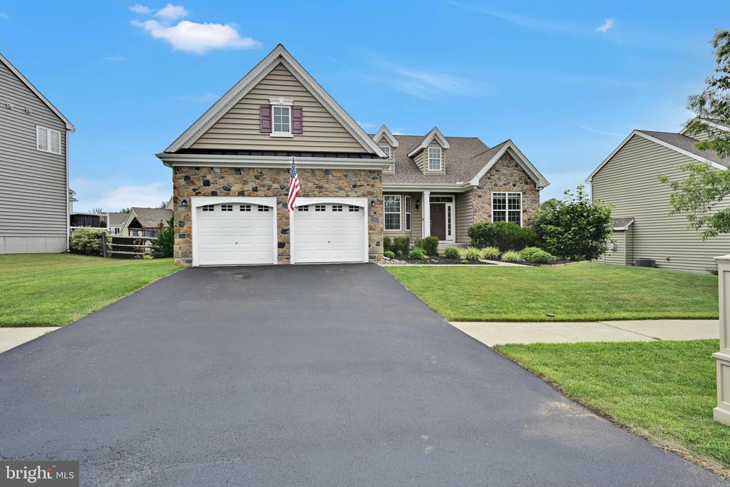 7 DENISE DRIVE