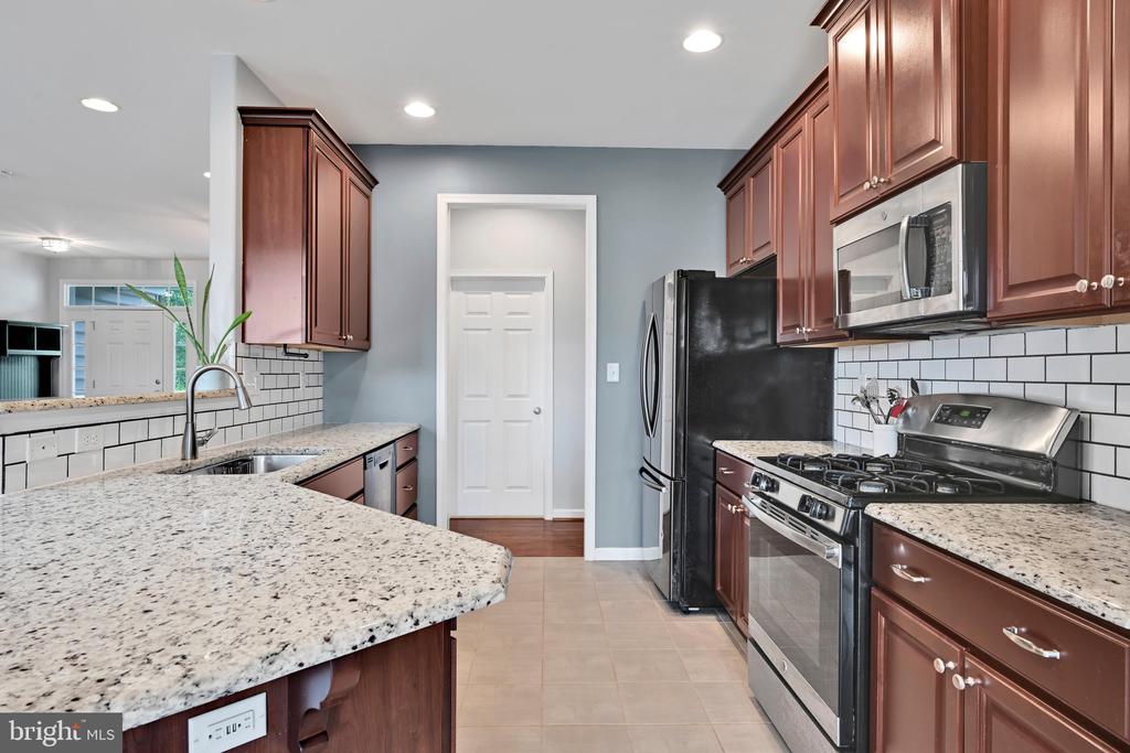 7 DENISE DRIVE