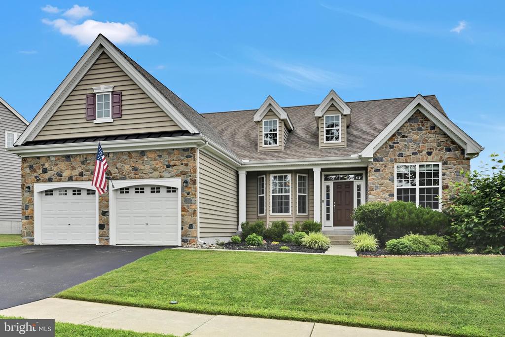 7 DENISE DRIVE