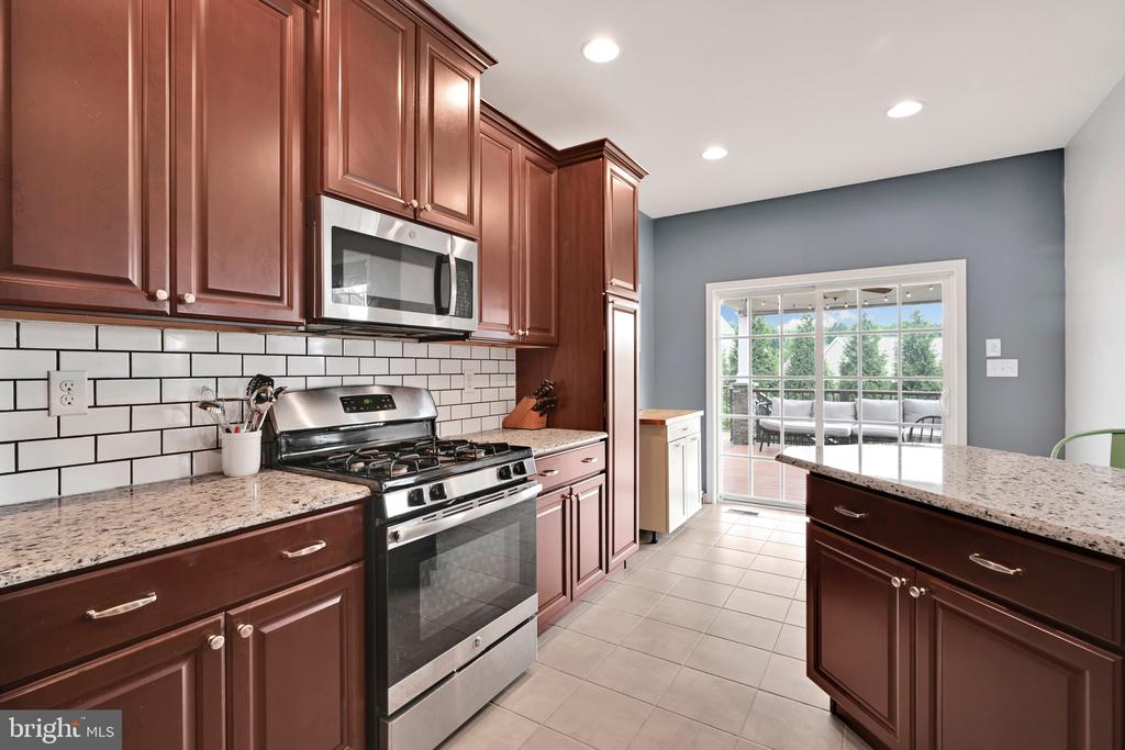 7 DENISE DRIVE