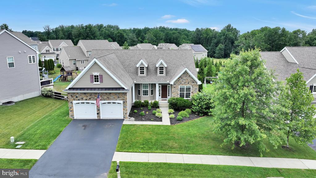 7 DENISE DRIVE