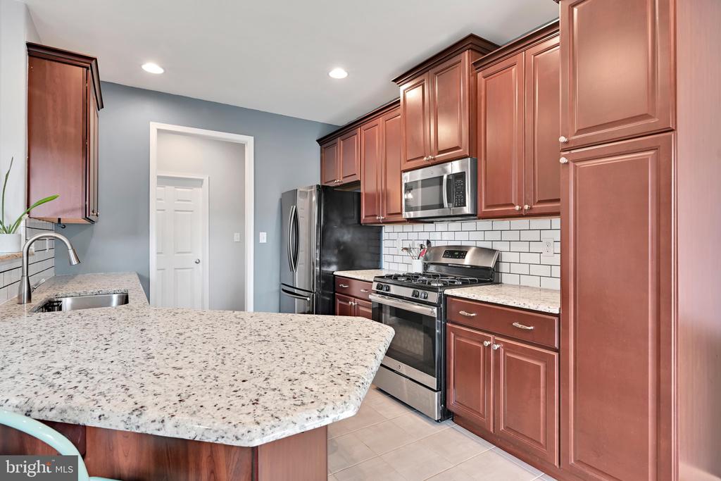 7 DENISE DRIVE
