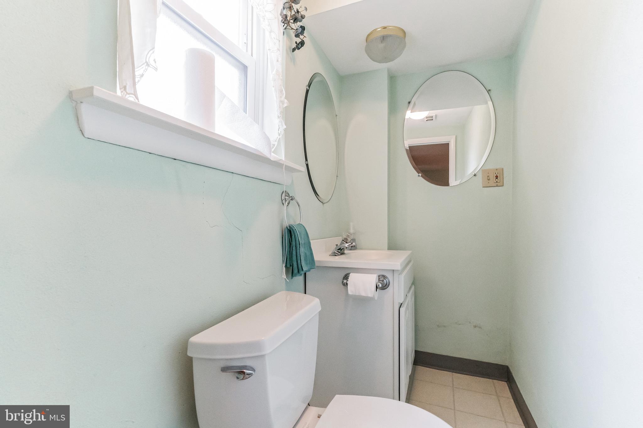 2354 PLEASANT AVENUE