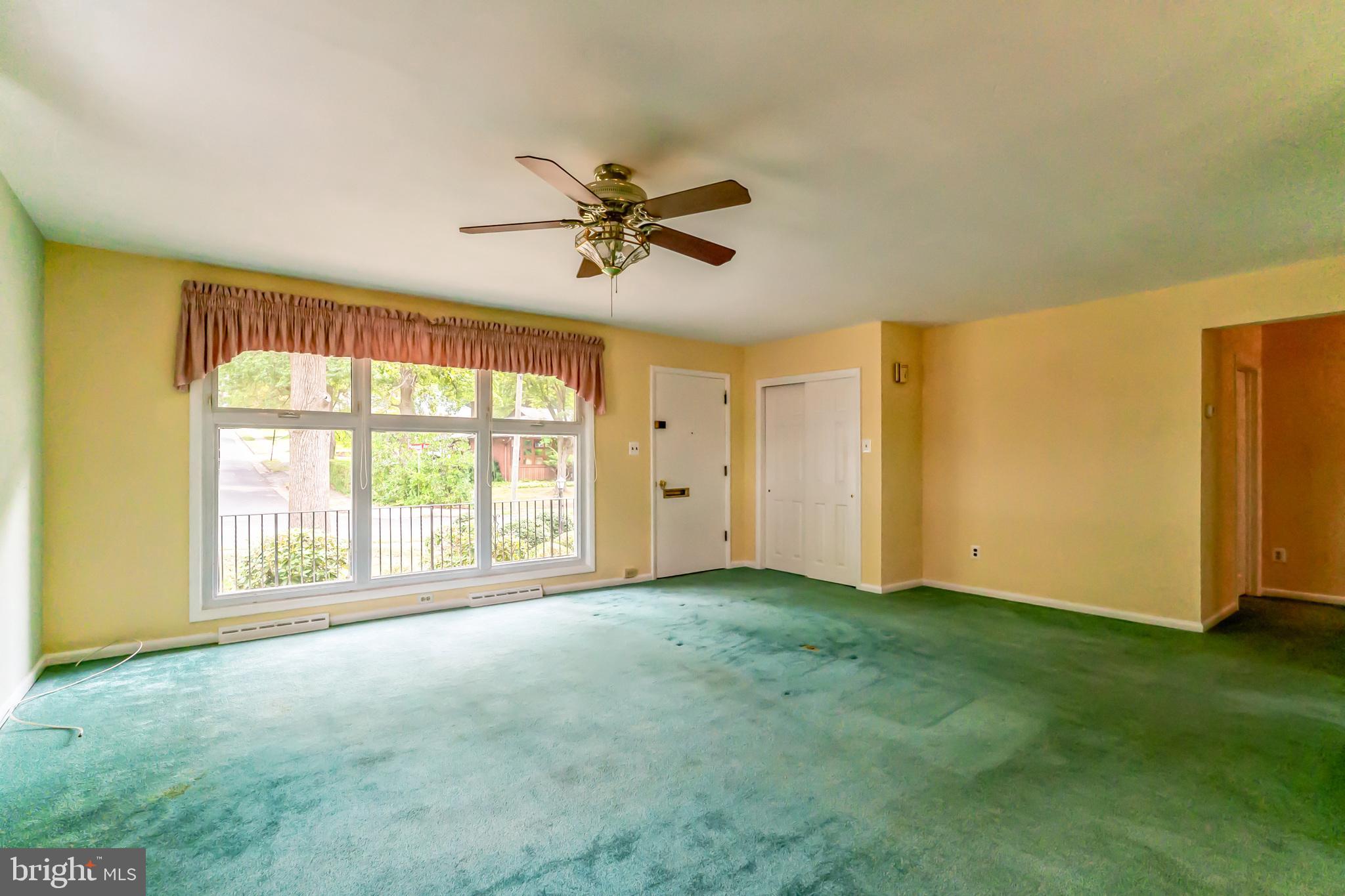 2354 PLEASANT AVENUE