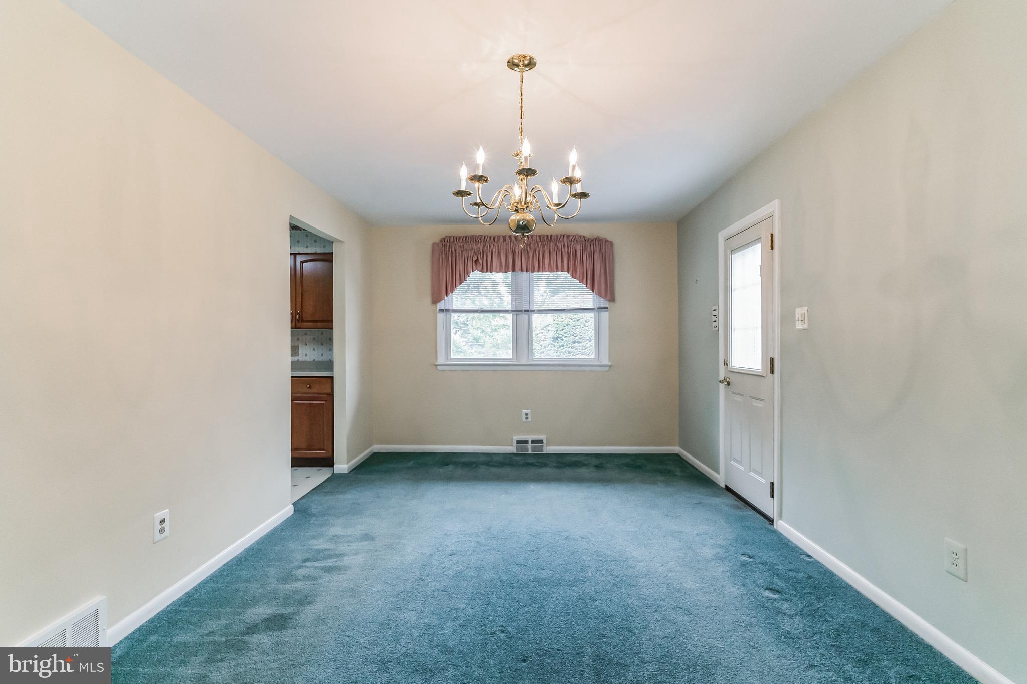 2354 PLEASANT AVENUE