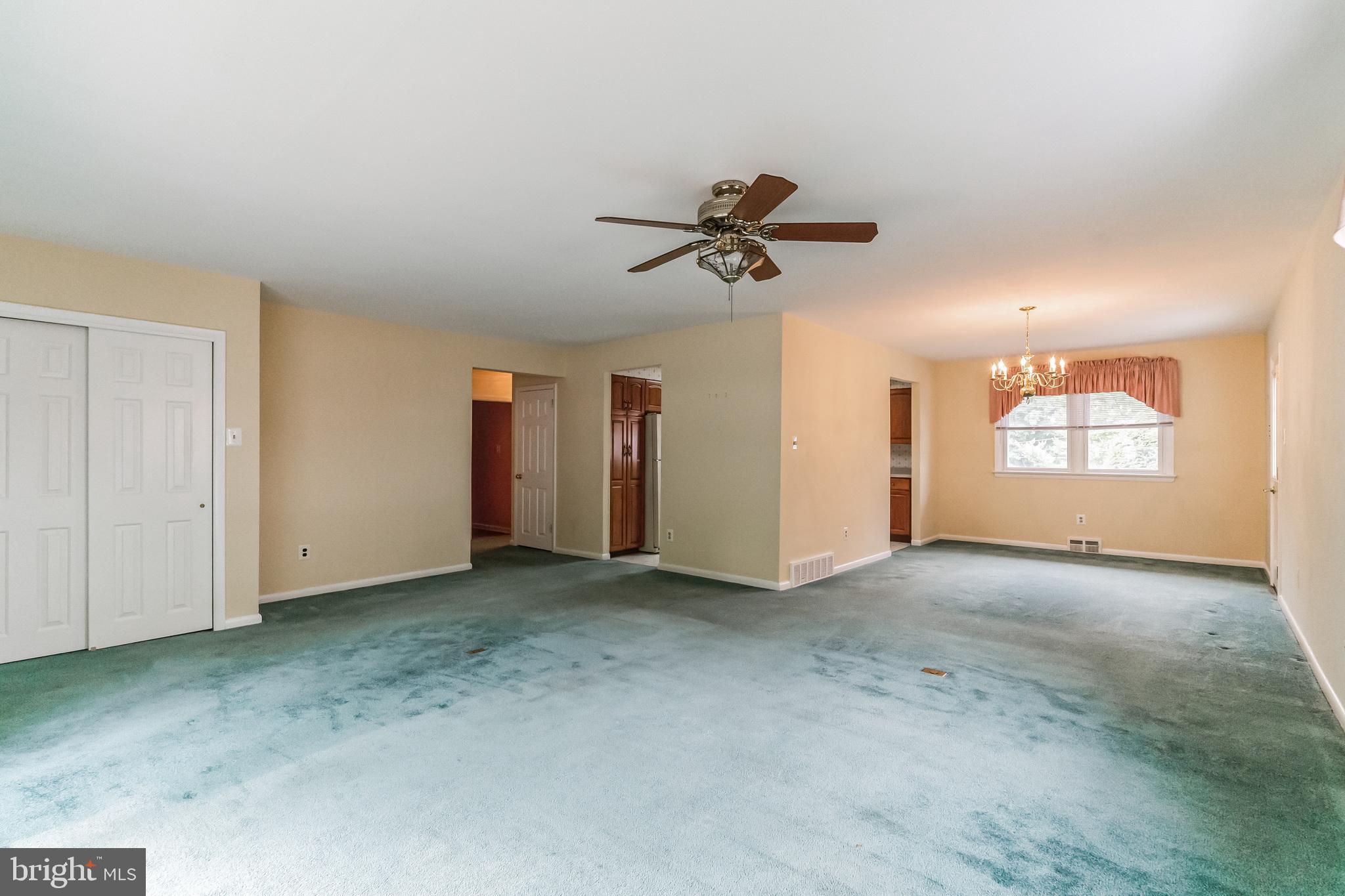 2354 PLEASANT AVENUE