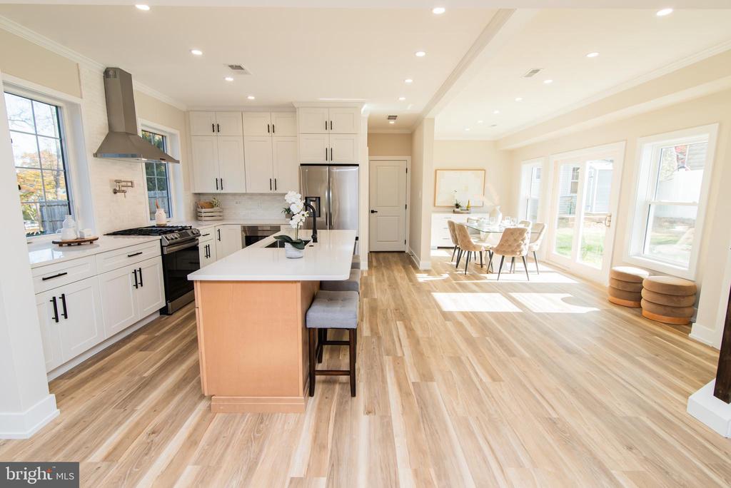 751 EDGE HILL ROAD