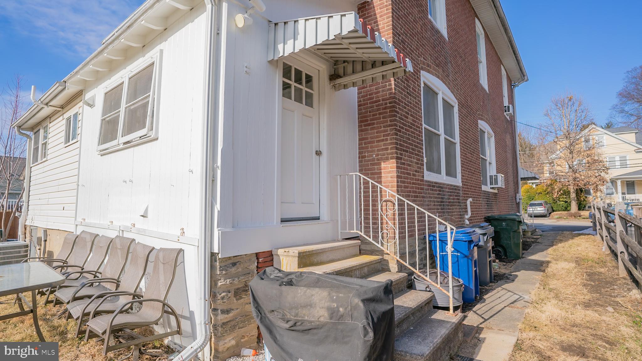 2146 MOUNT CARMEL AVENUE