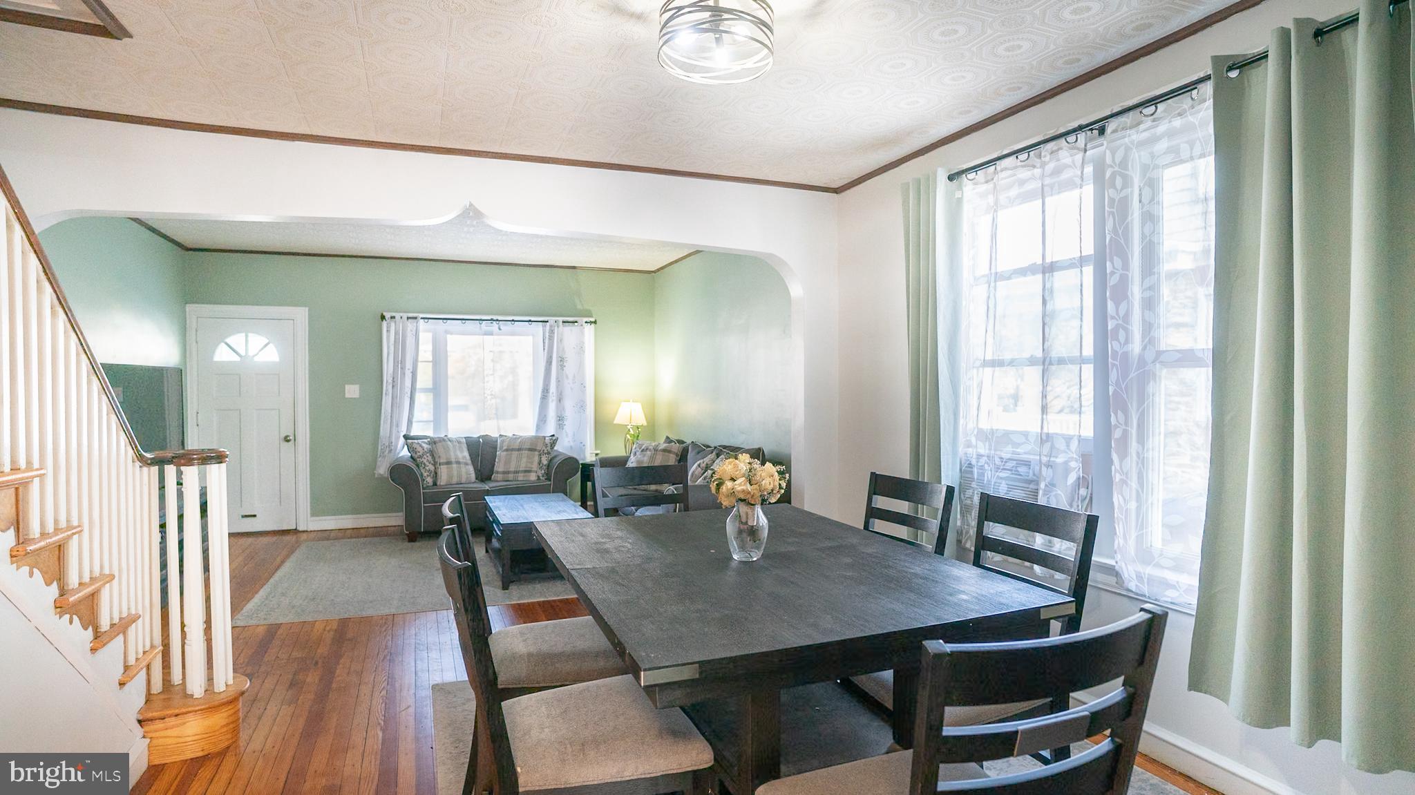 2146 MOUNT CARMEL AVENUE