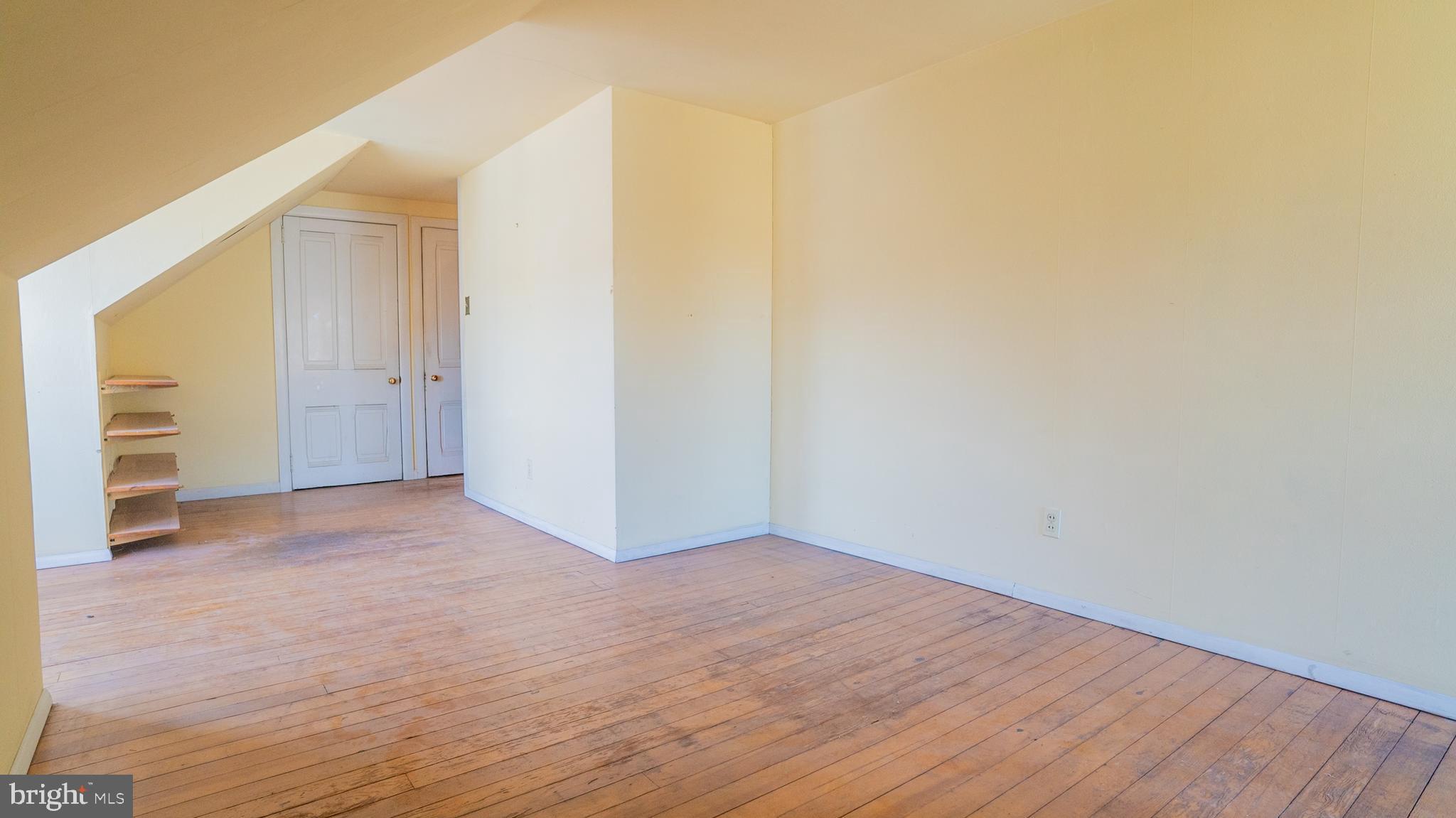 2146 MOUNT CARMEL AVENUE