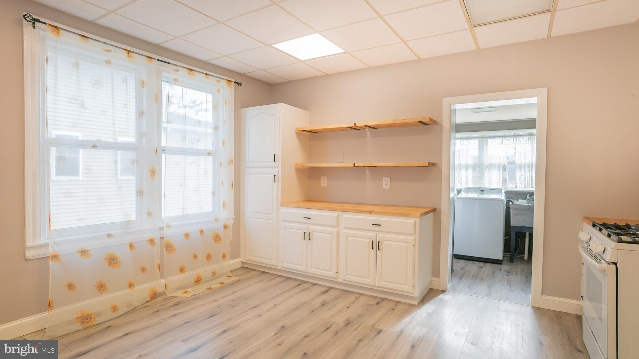 2146 MOUNT CARMEL AVENUE