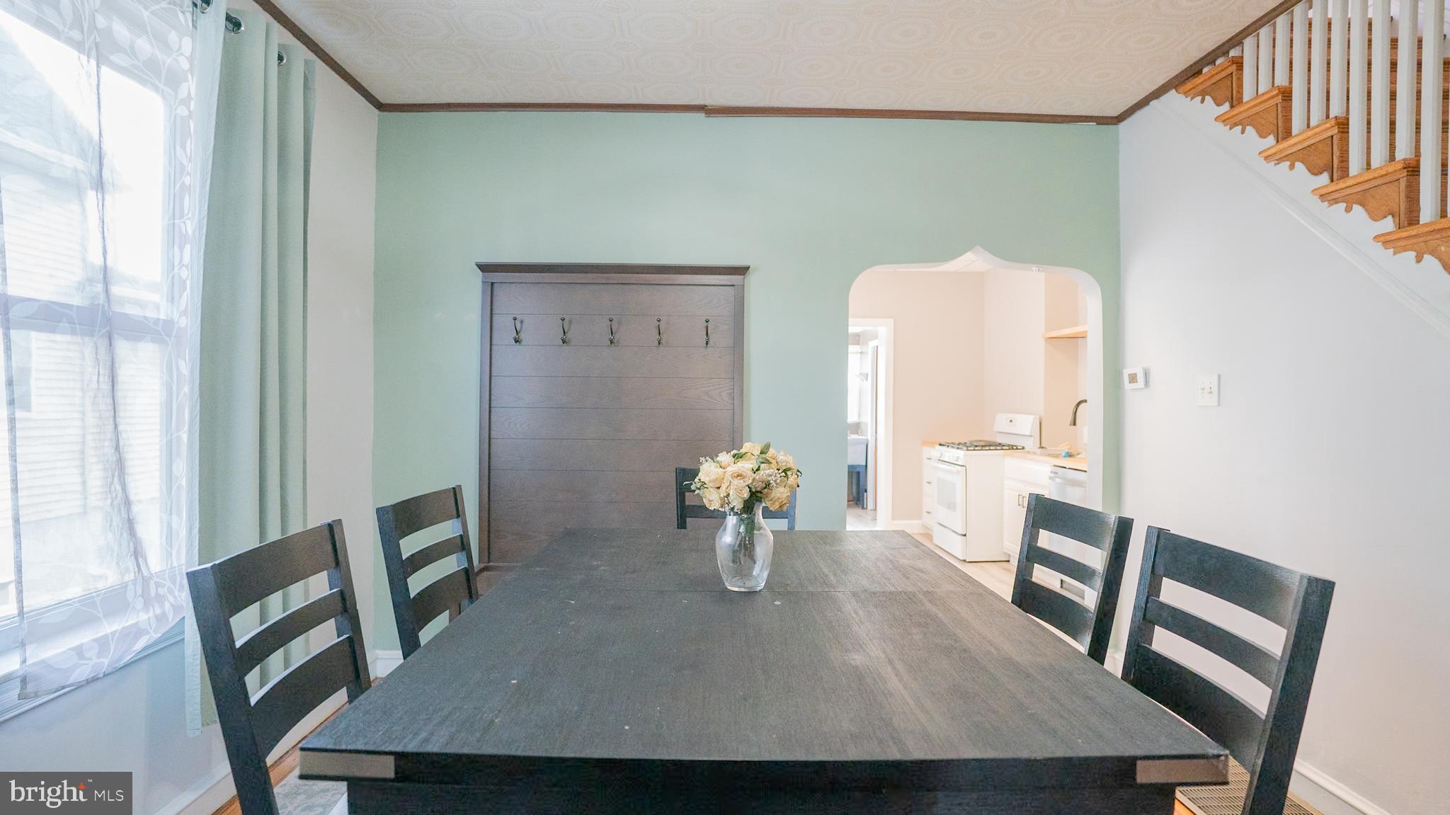 2146 MOUNT CARMEL AVENUE