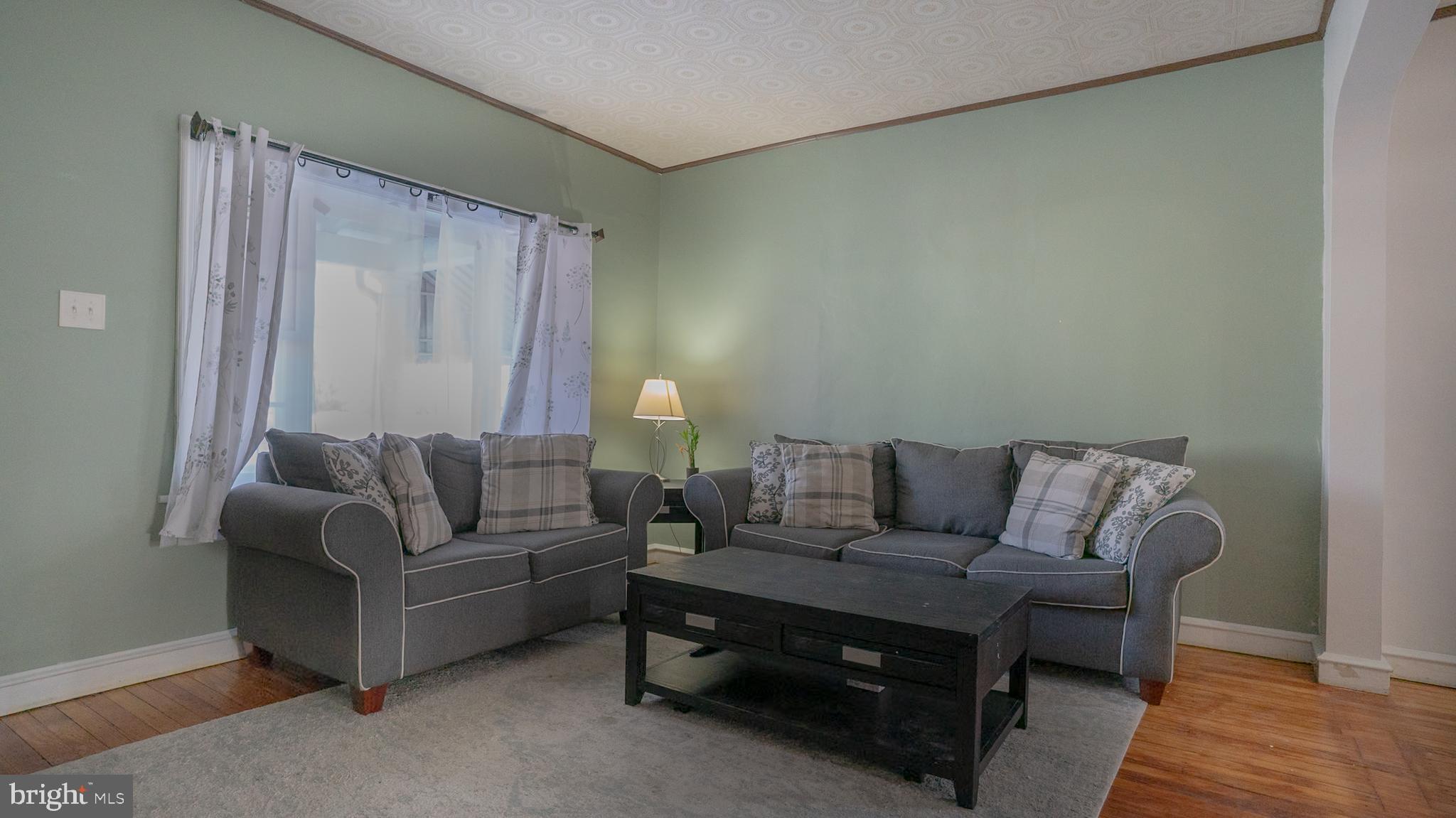 2146 MOUNT CARMEL AVENUE