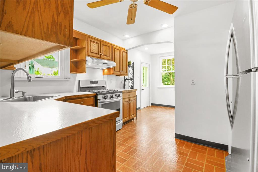 515 ARBOR ROAD