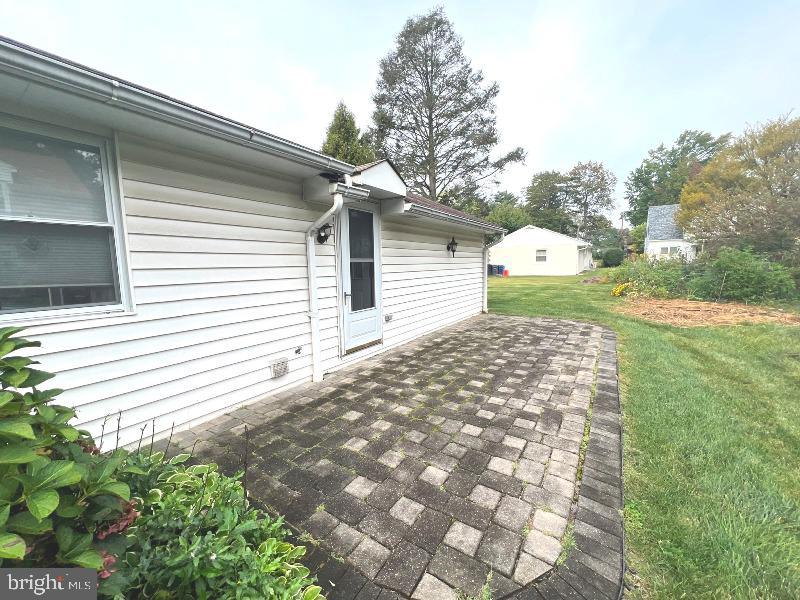 2205 CROSS ROAD