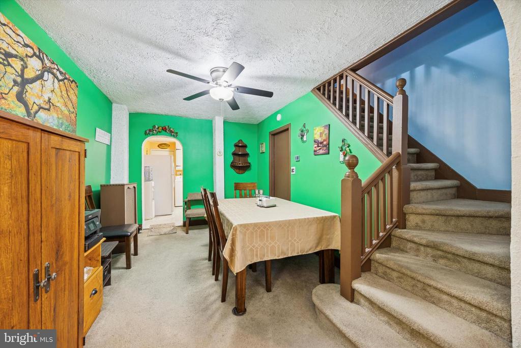 378 E HECTOR STREET