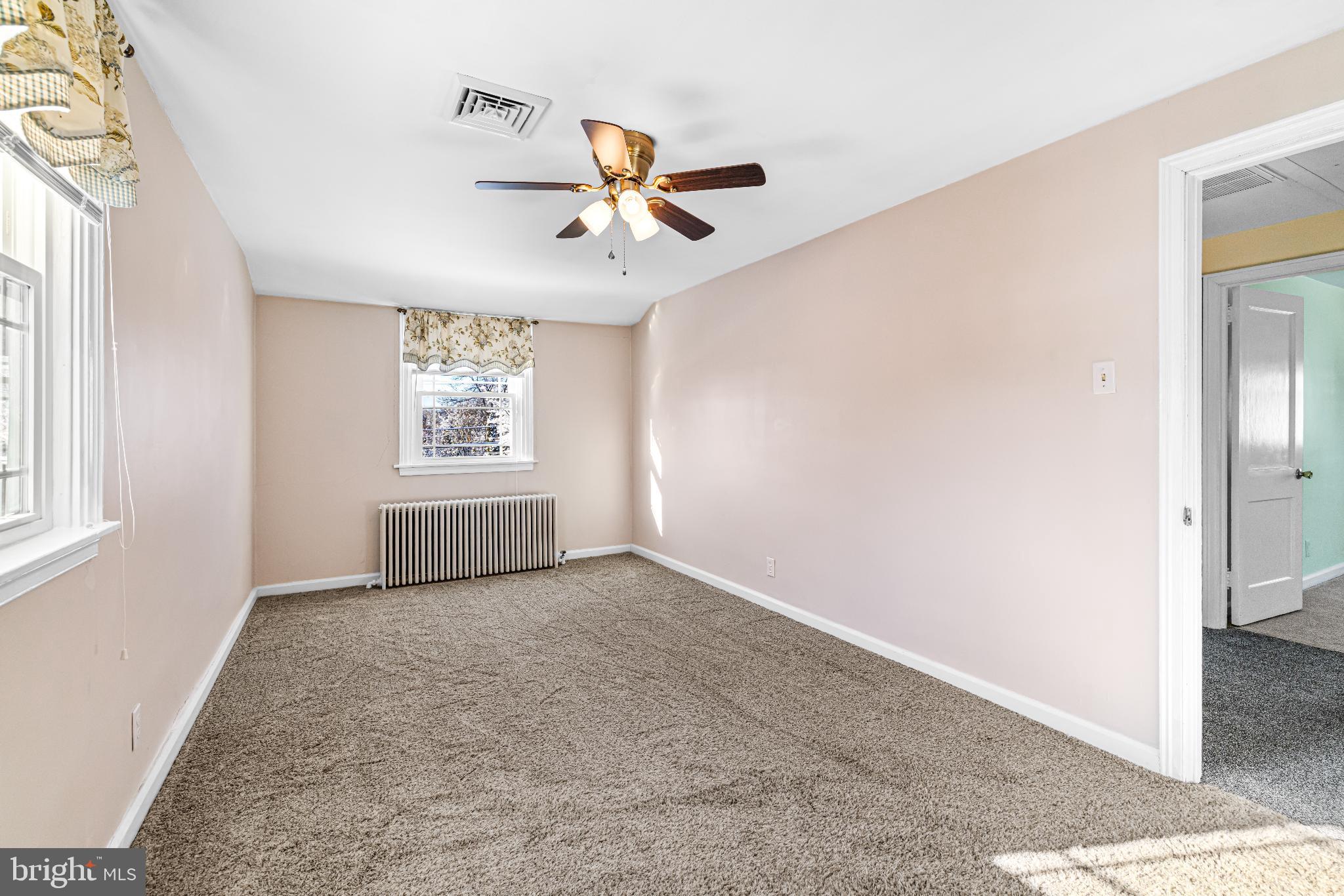 2009 PARKVIEW AVENUE