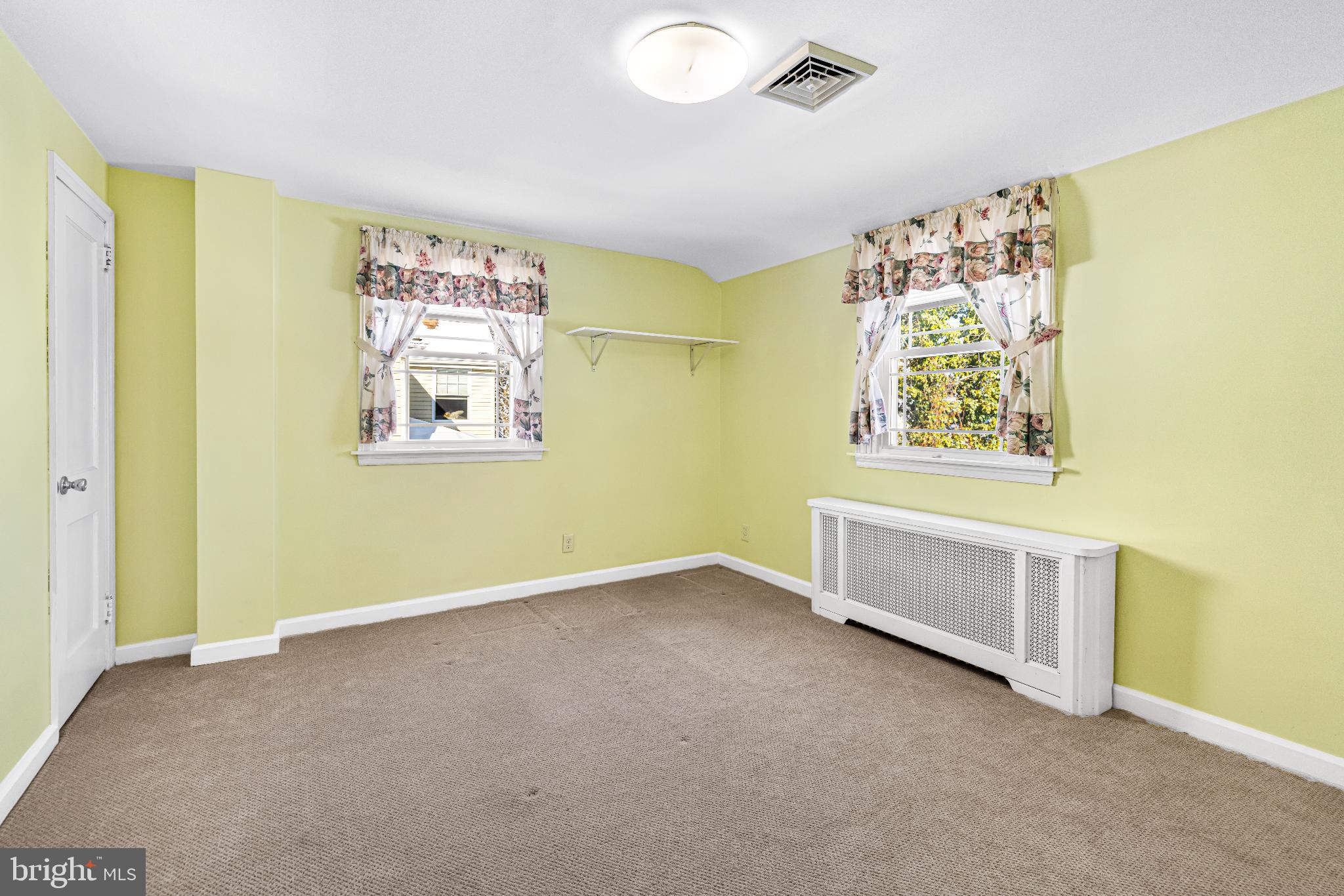 2009 PARKVIEW AVENUE