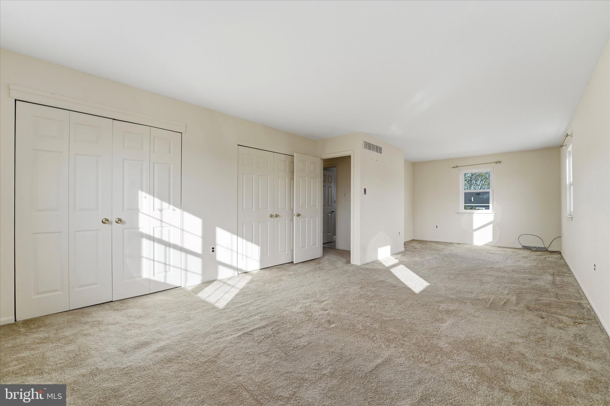 305 ROESCH AVENUE