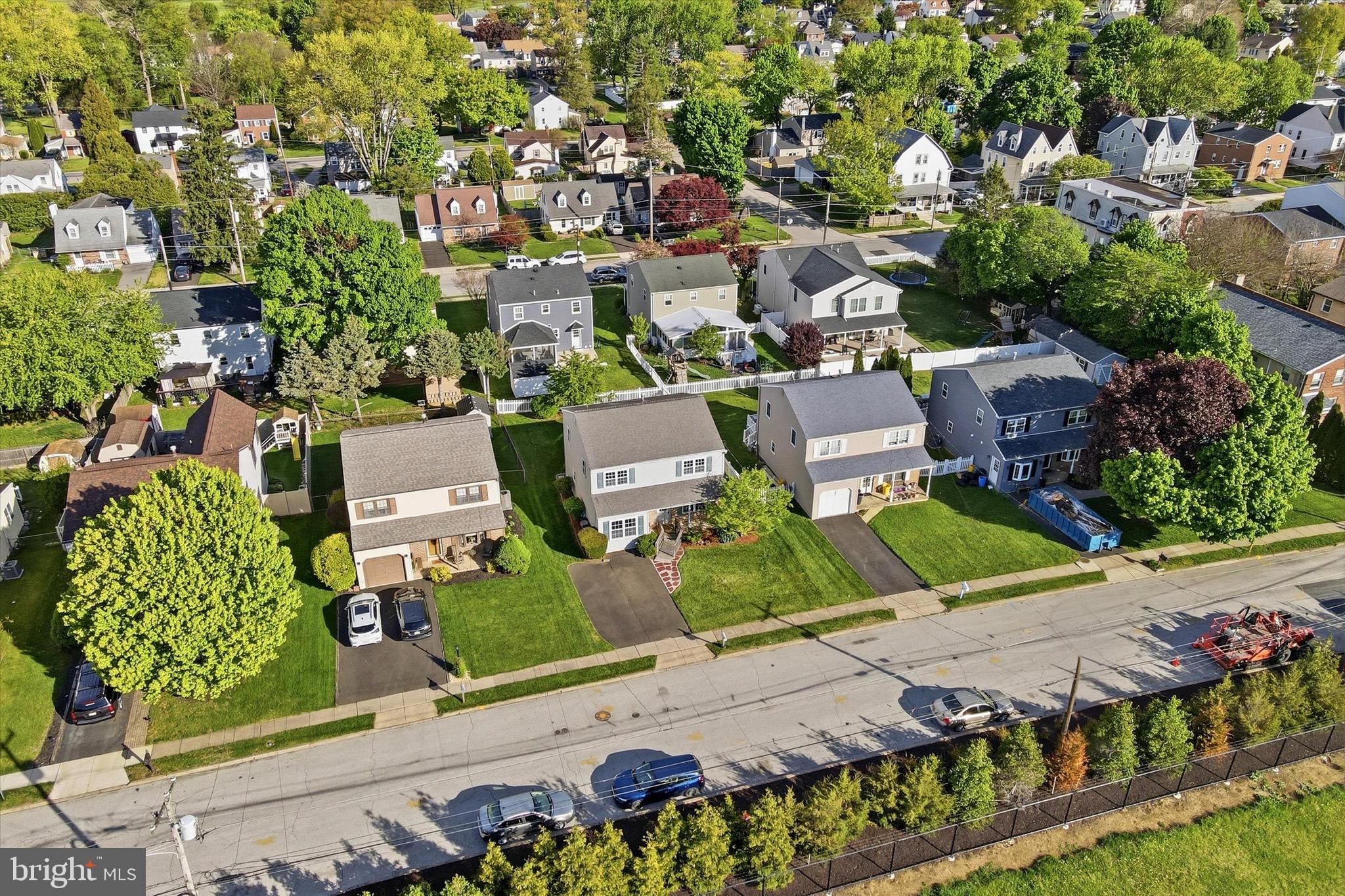 305 ROESCH AVENUE