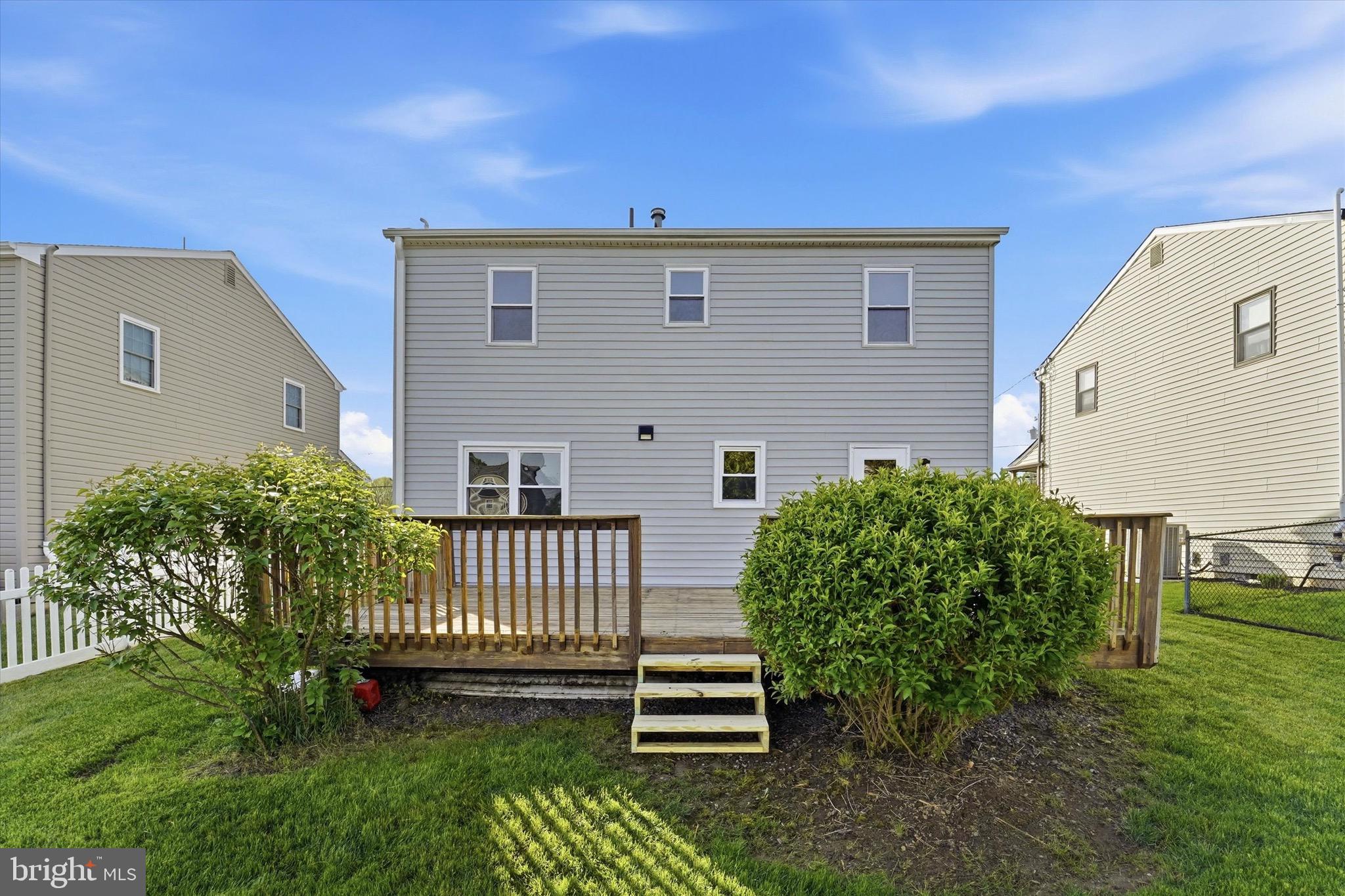 305 ROESCH AVENUE