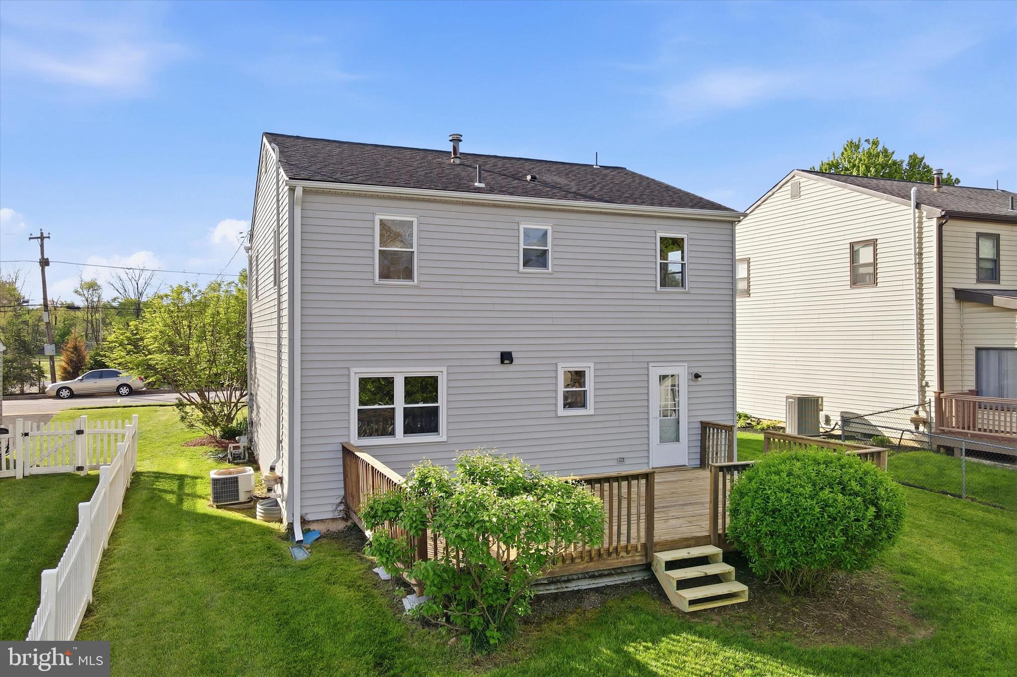 305 ROESCH AVENUE