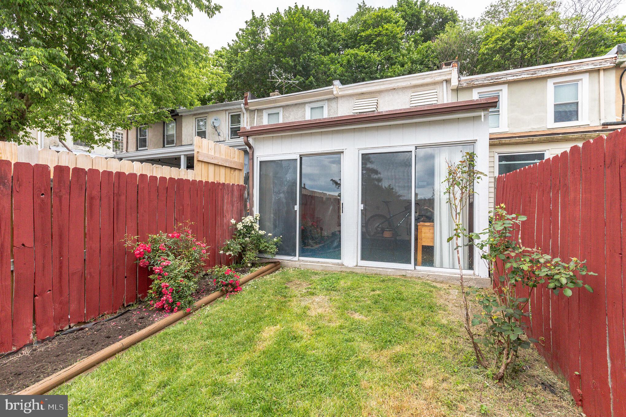 4538 SILVERWOOD STREET