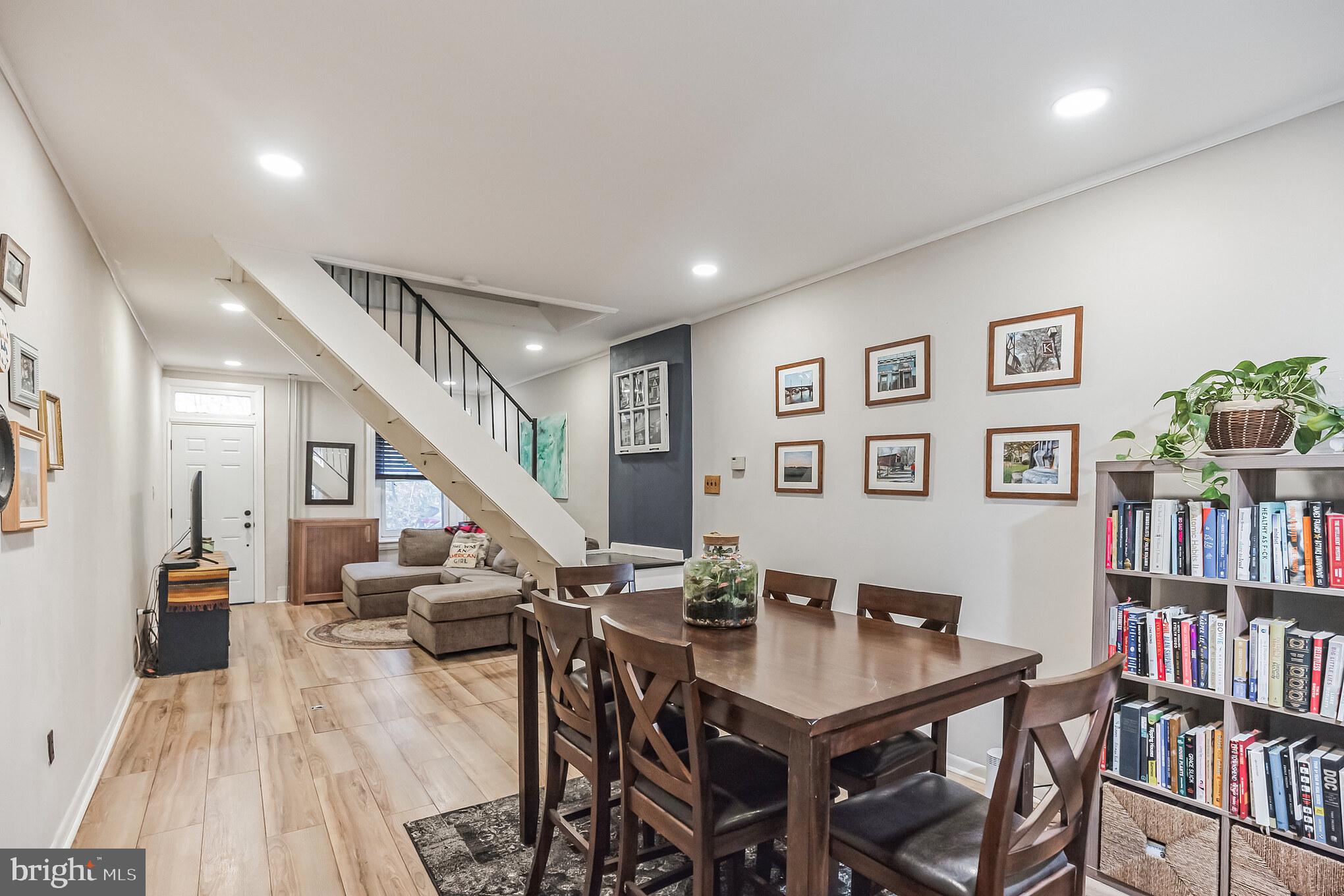 4538 SILVERWOOD STREET