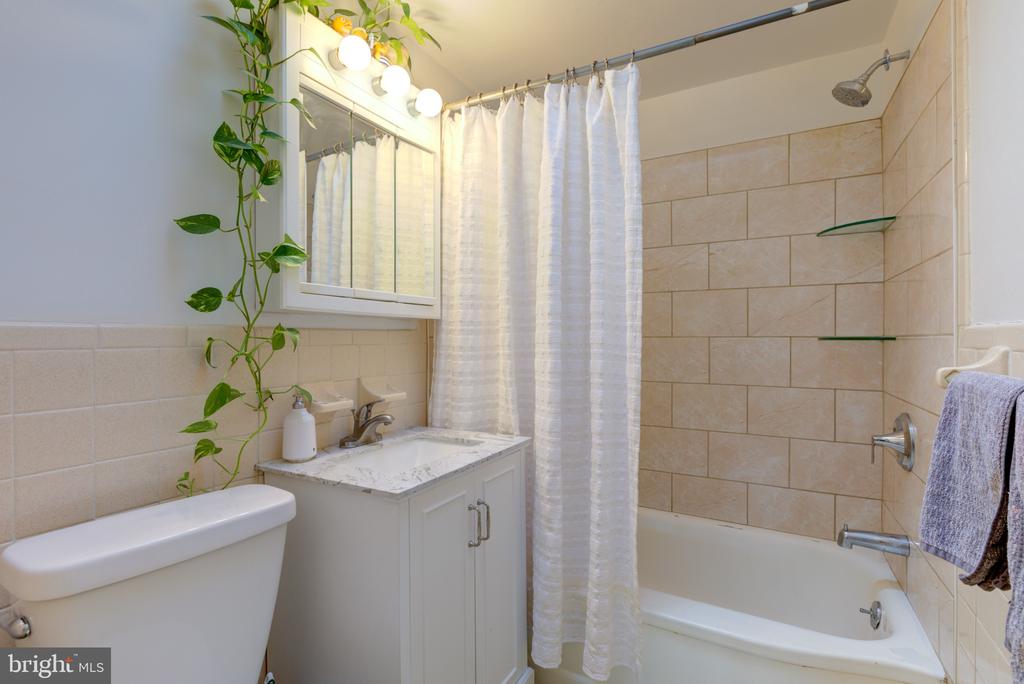203 OVERLOOK ROAD