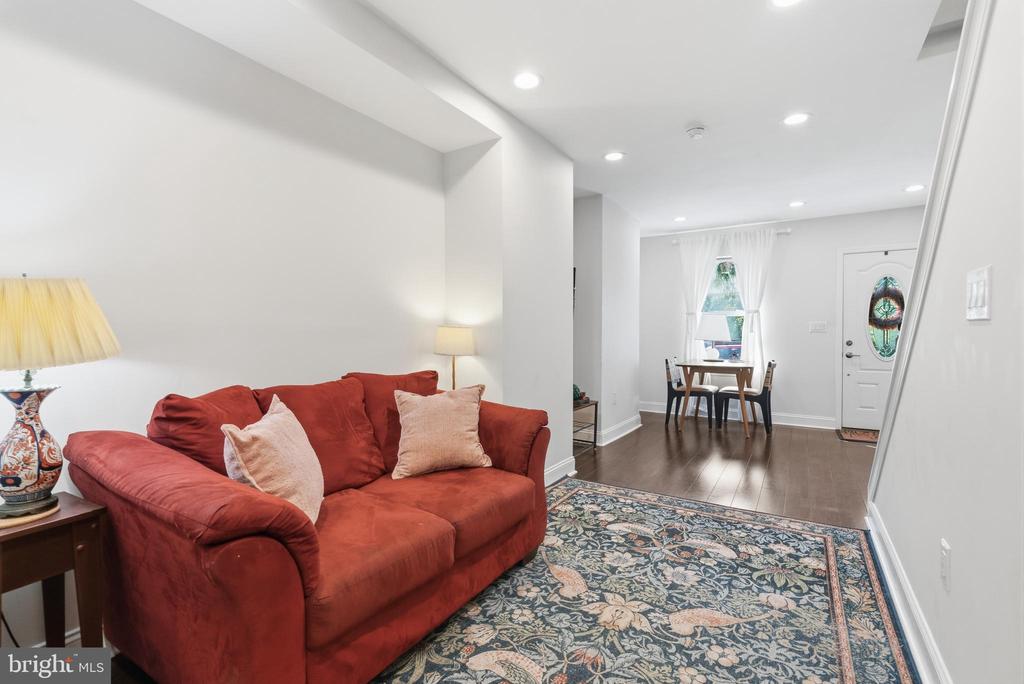 2314 EMERALD STREET