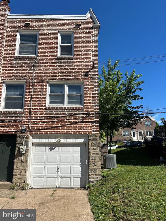 138 OSBORN STREET