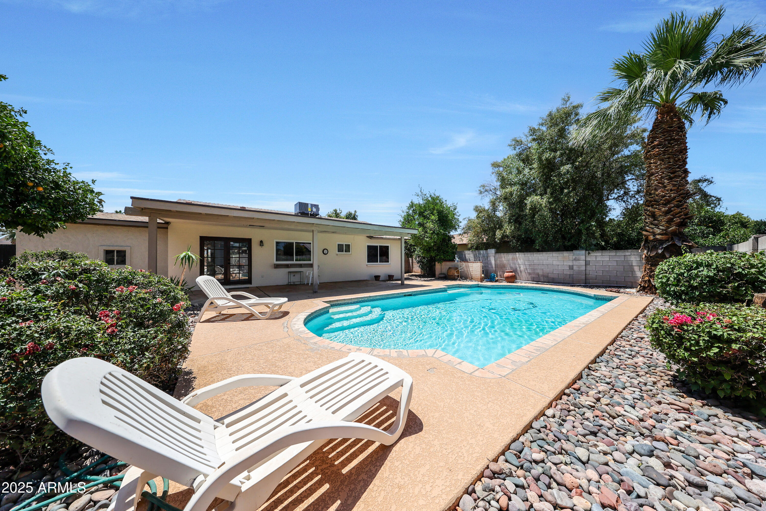 730 W Curry Street