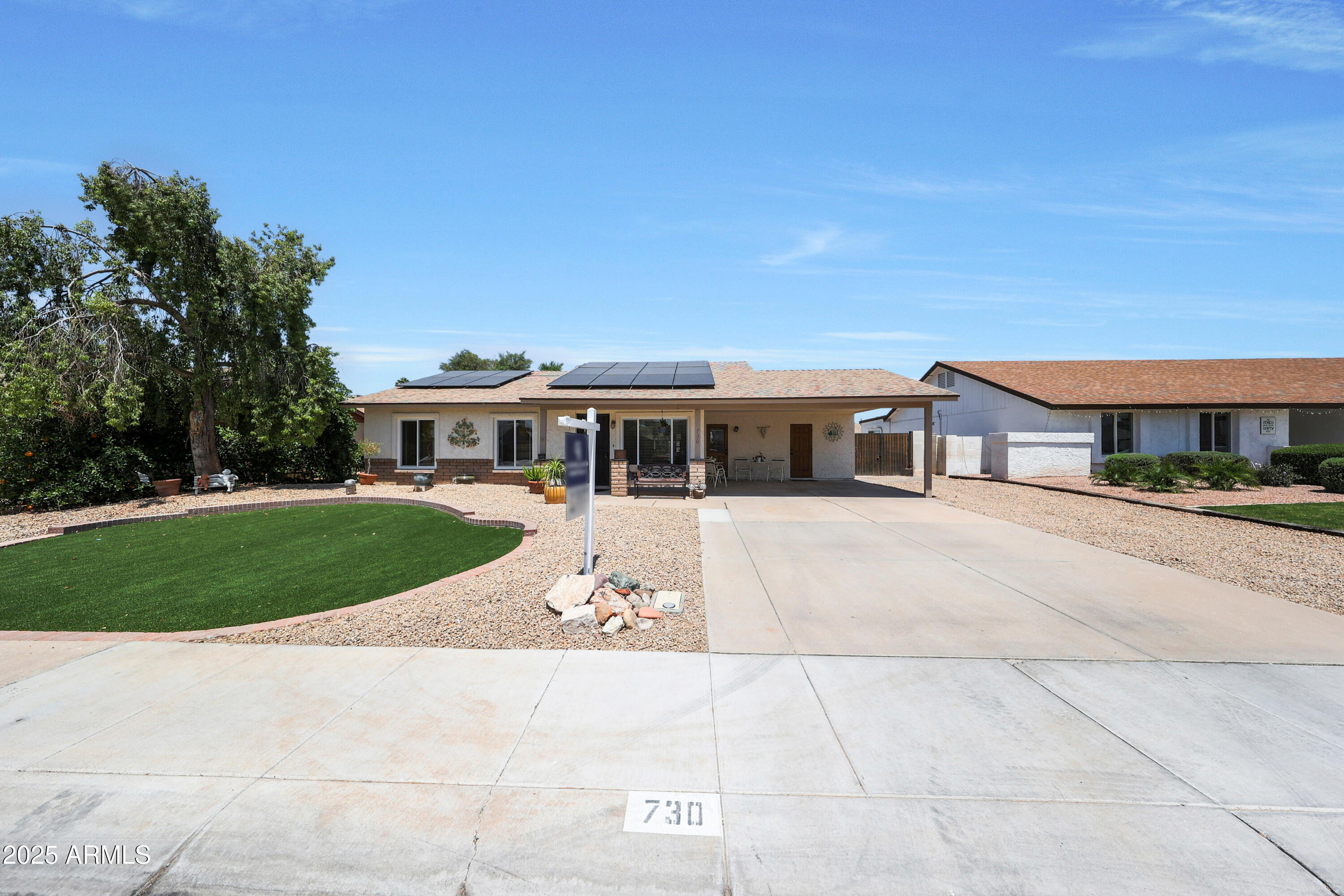 730 W Curry Street