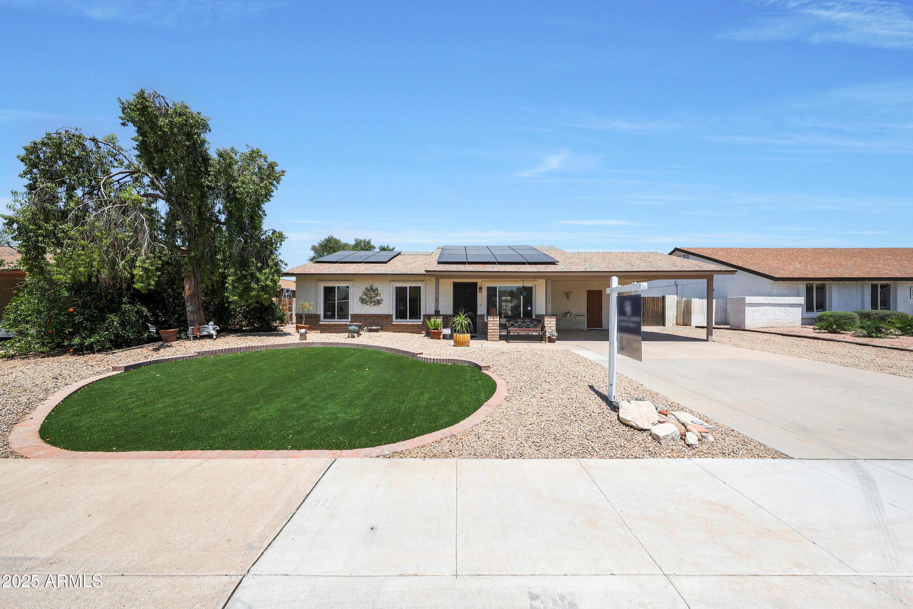 730 W Curry Street