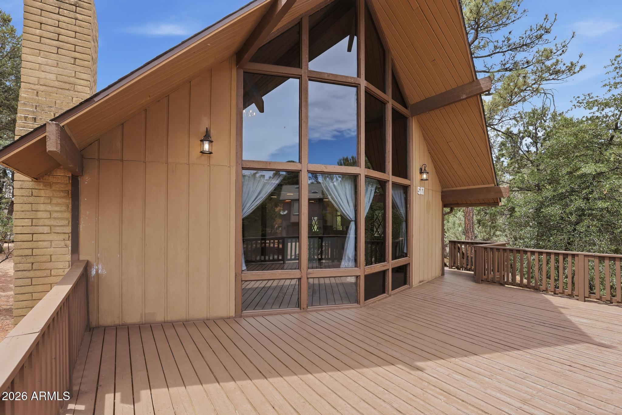 517 E TIMBER Drive