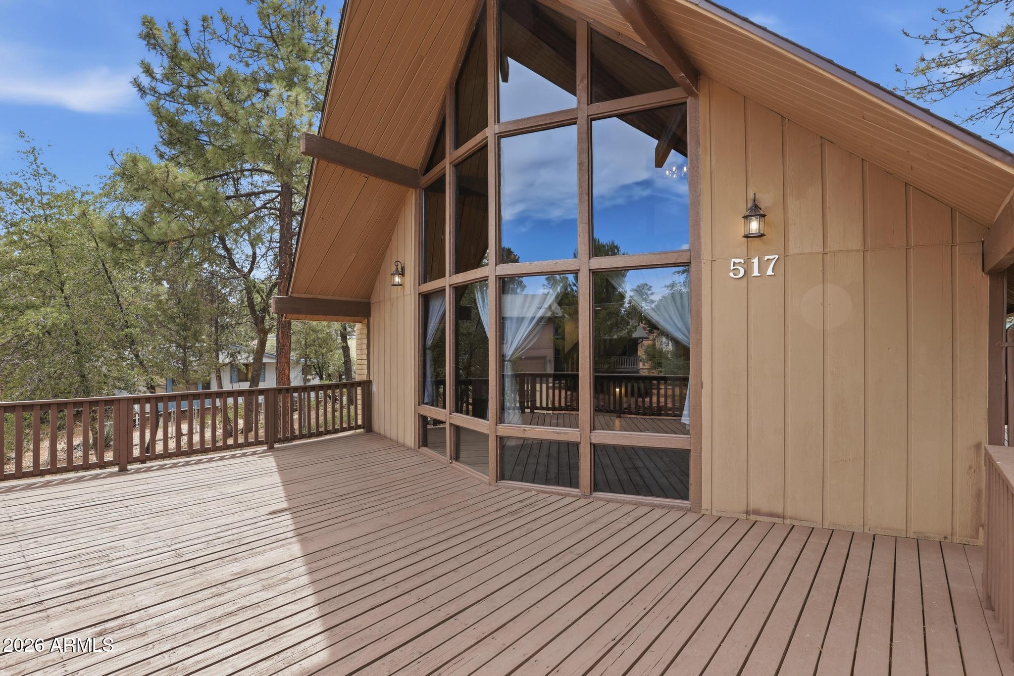 517 E TIMBER Drive