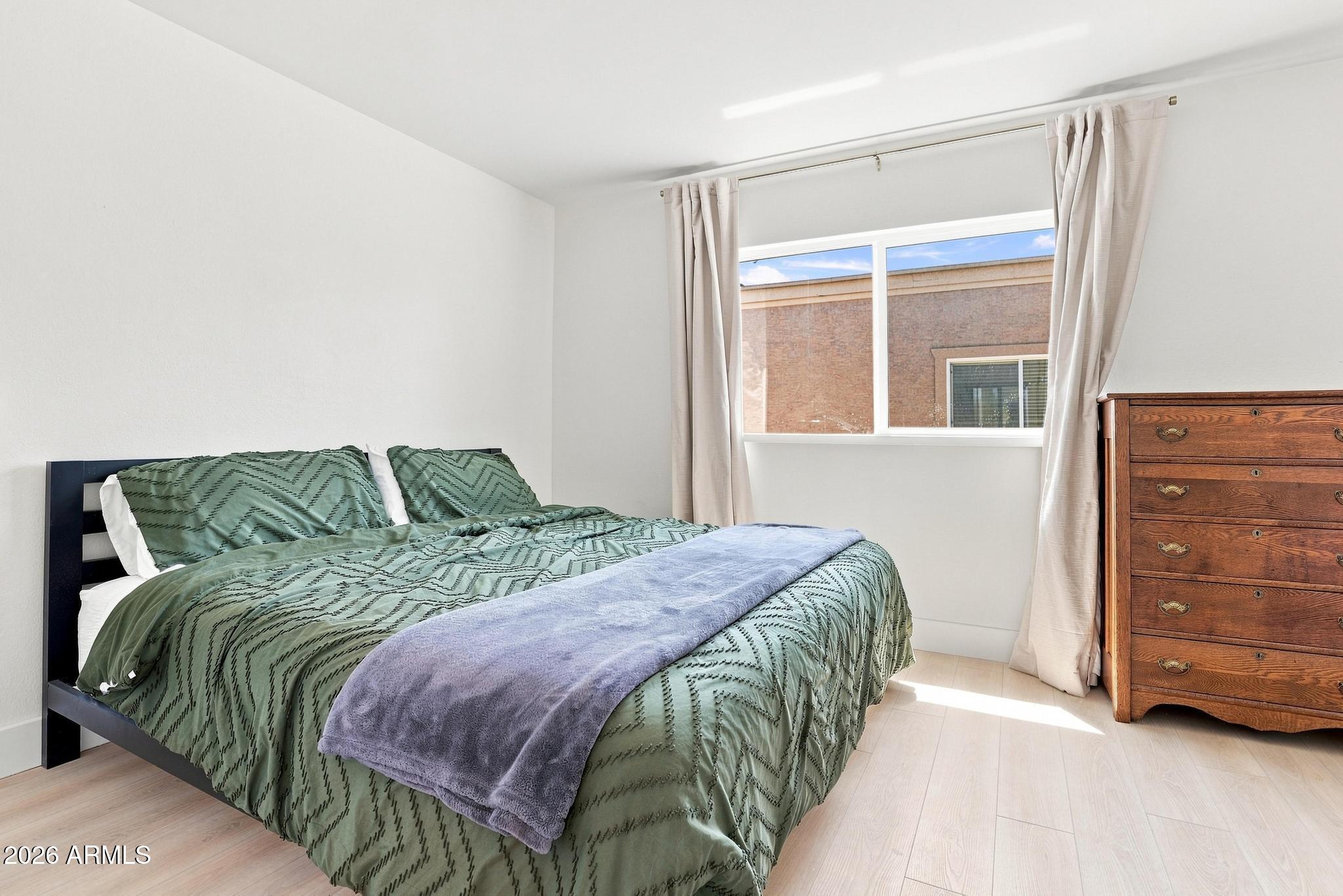 1055 W 5TH Street 10