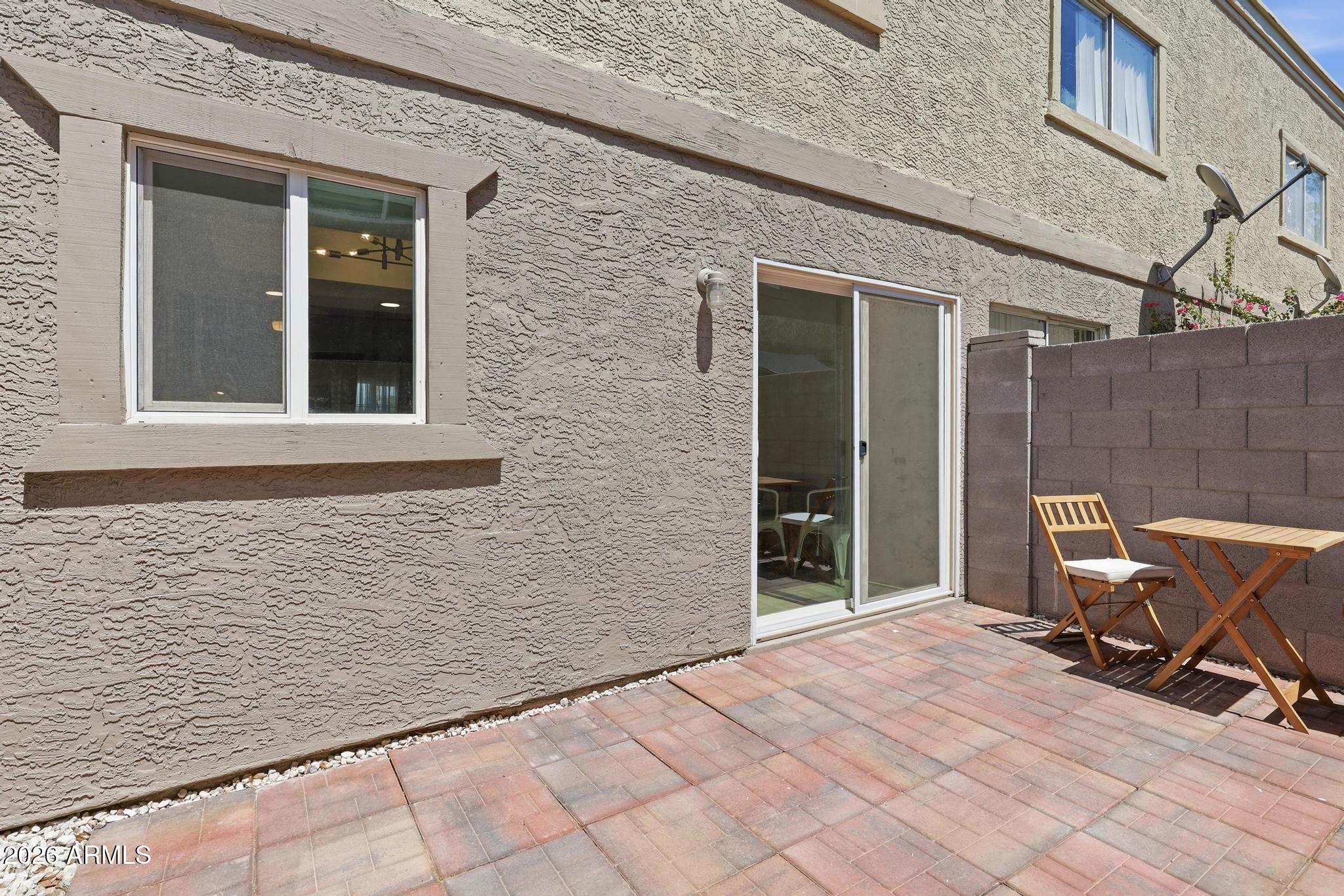 1055 W 5TH Street 10