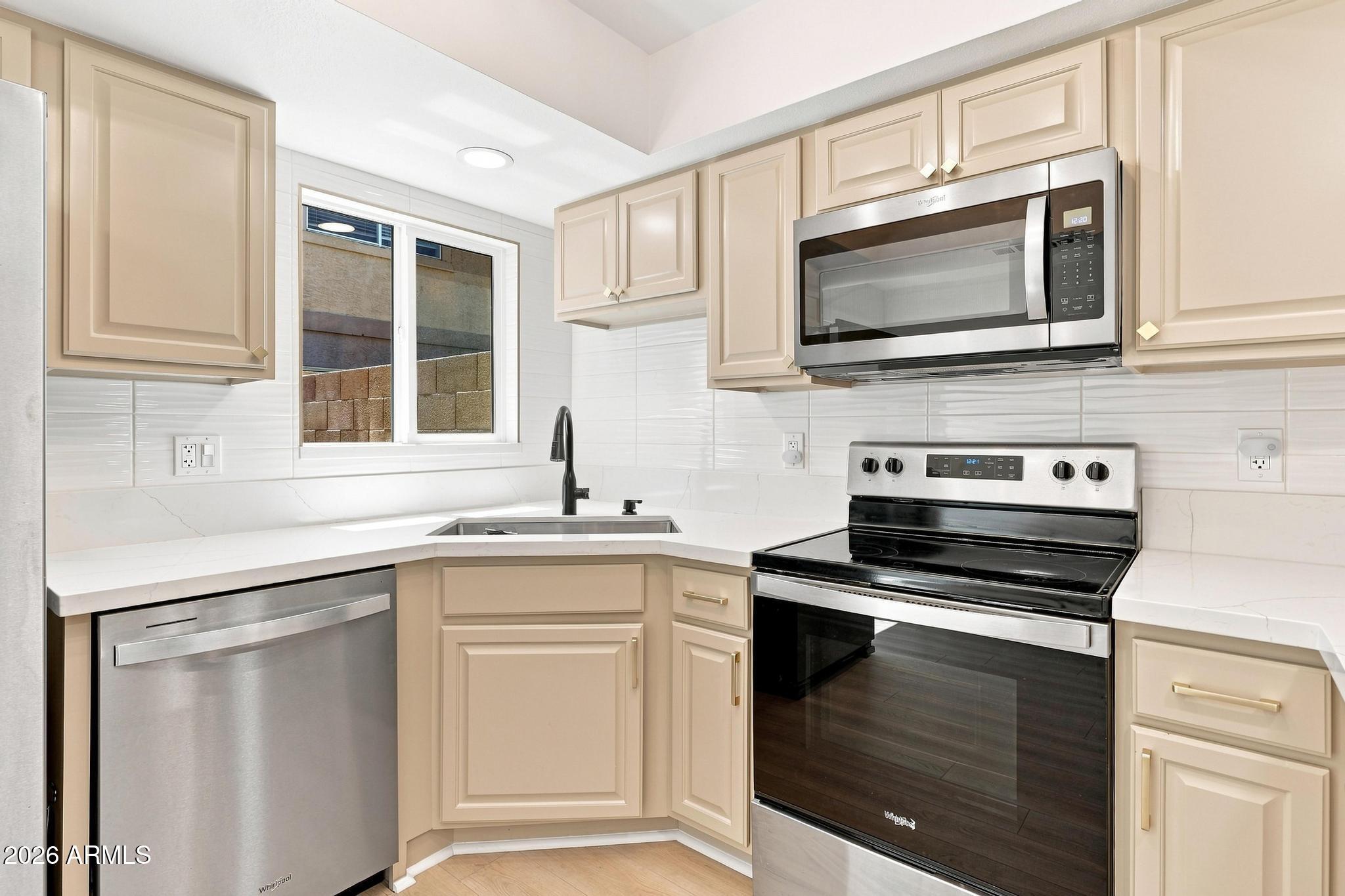1055 W 5TH Street 10