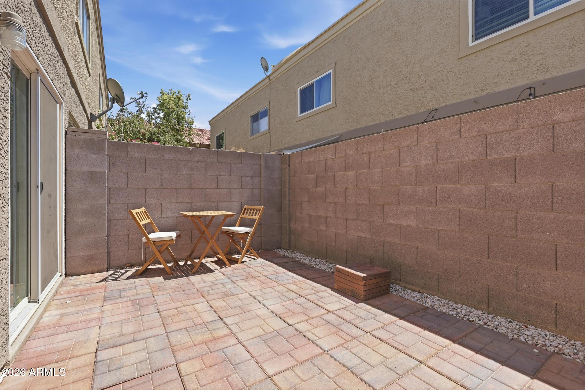 1055 W 5TH Street 10