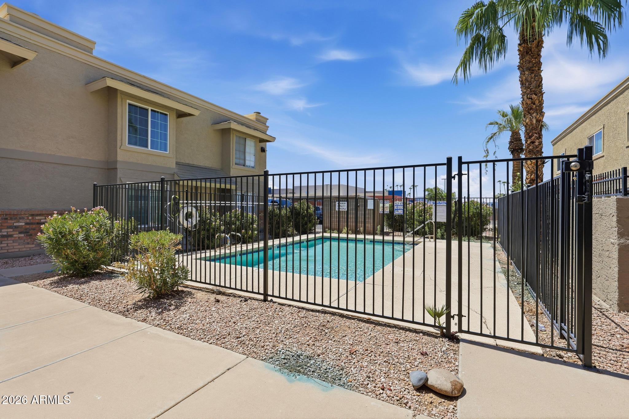 1055 W 5TH Street 10