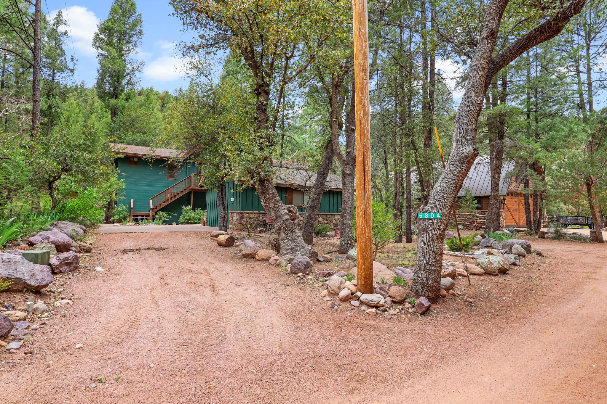 5304 N Bear Flat Rd
