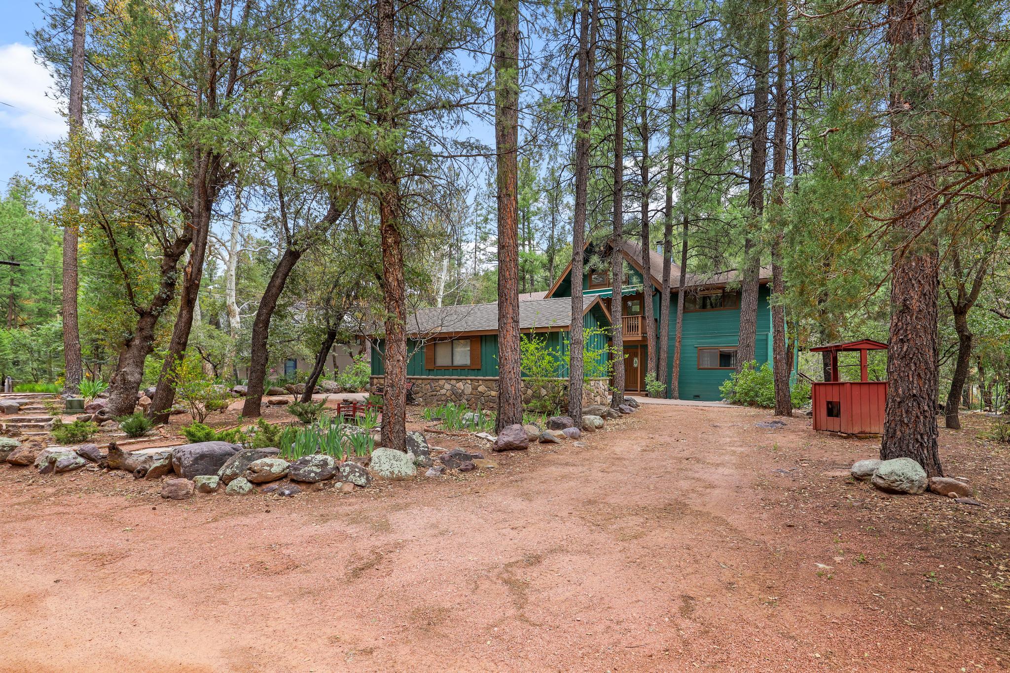 5304 N Bear Flat Rd