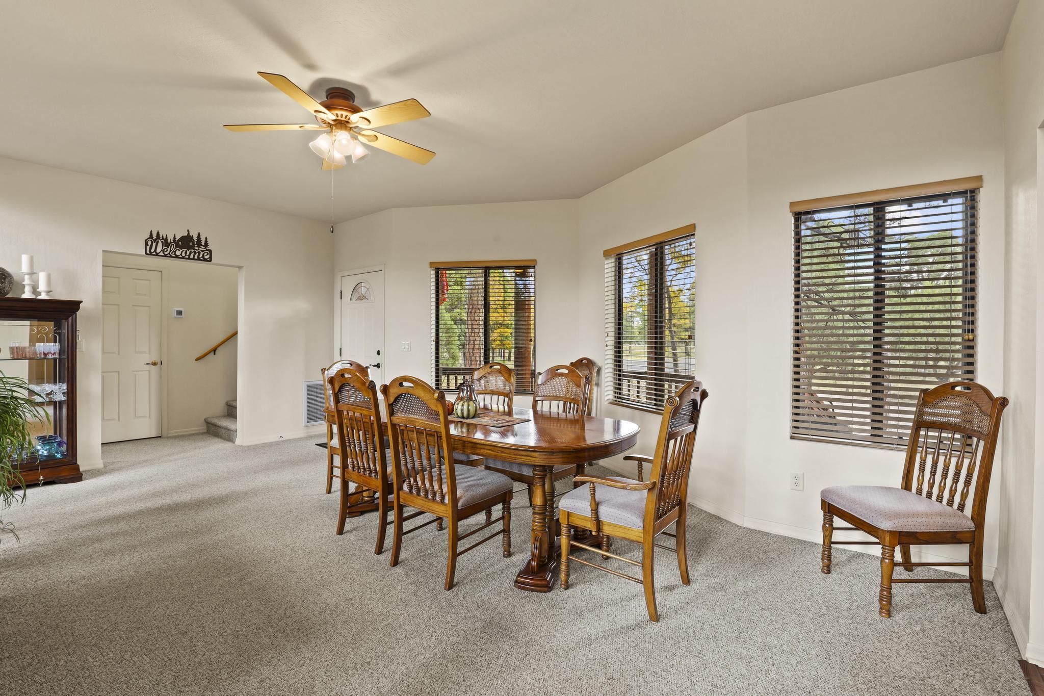 2812 Hidden Creek Circle