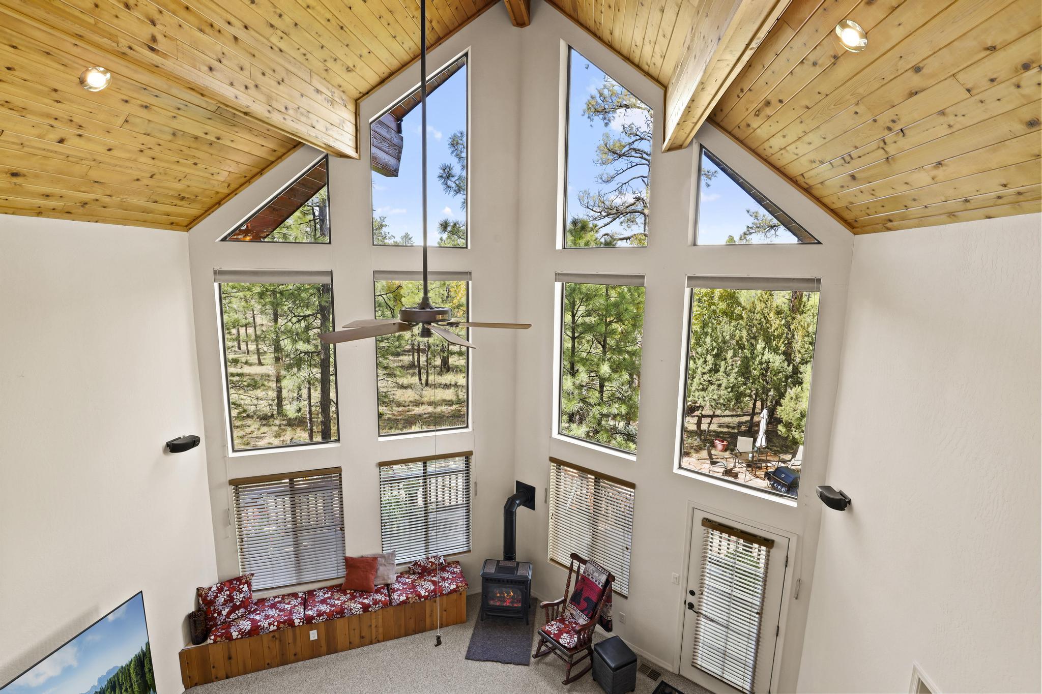2812 Hidden Creek Circle
